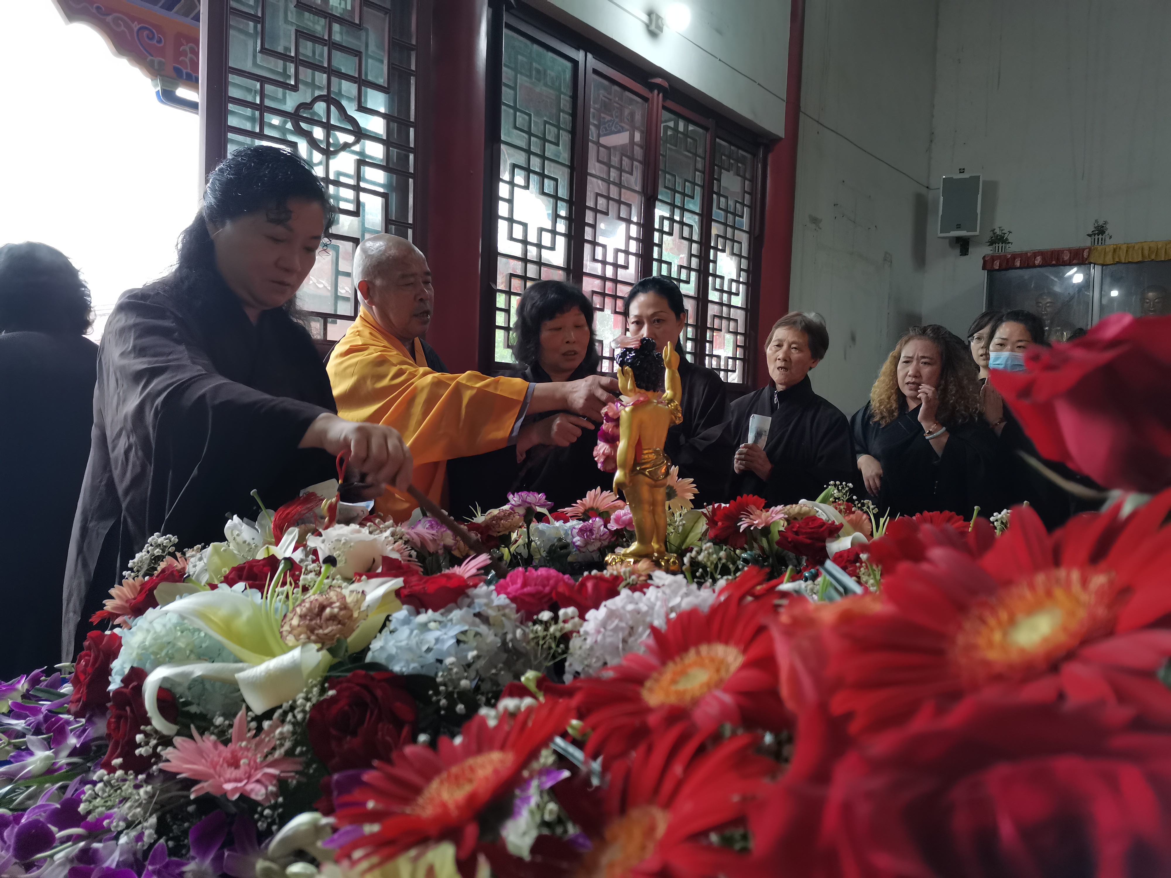 70999新彩网释迦牟尼佛圣诞法会圆满